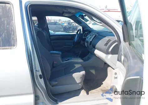 2005 Toyota Tacoma Prerunner V6 from USA, damaged, VIN 5TEKU72N45Z051037